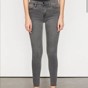 Frame denim Le High Skinny in Burton gray 27
